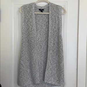 Gap cotton vest